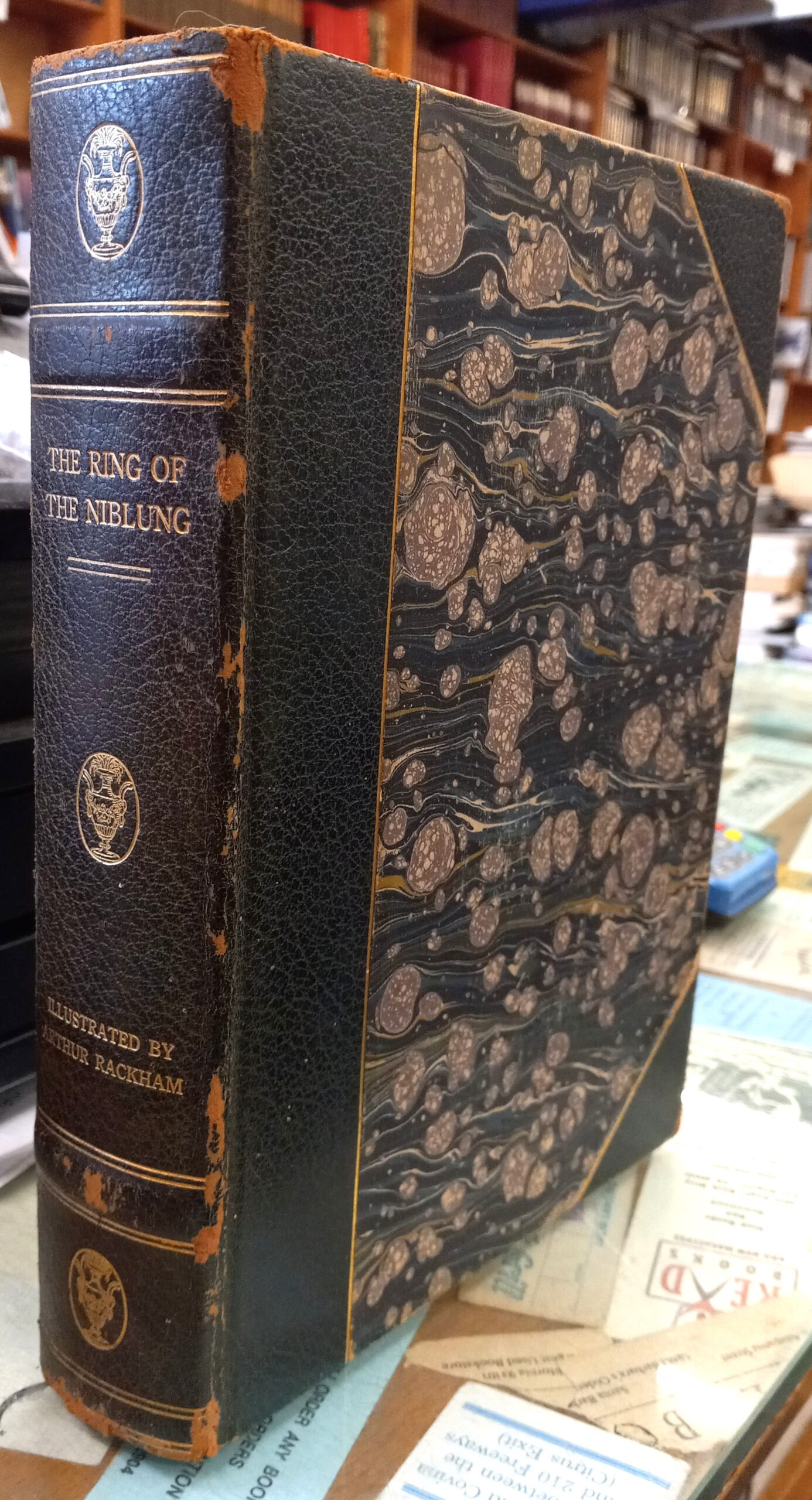 The Ring of the Niblung binding spine and front board