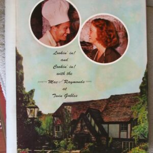 Front cover of Lookin' In
