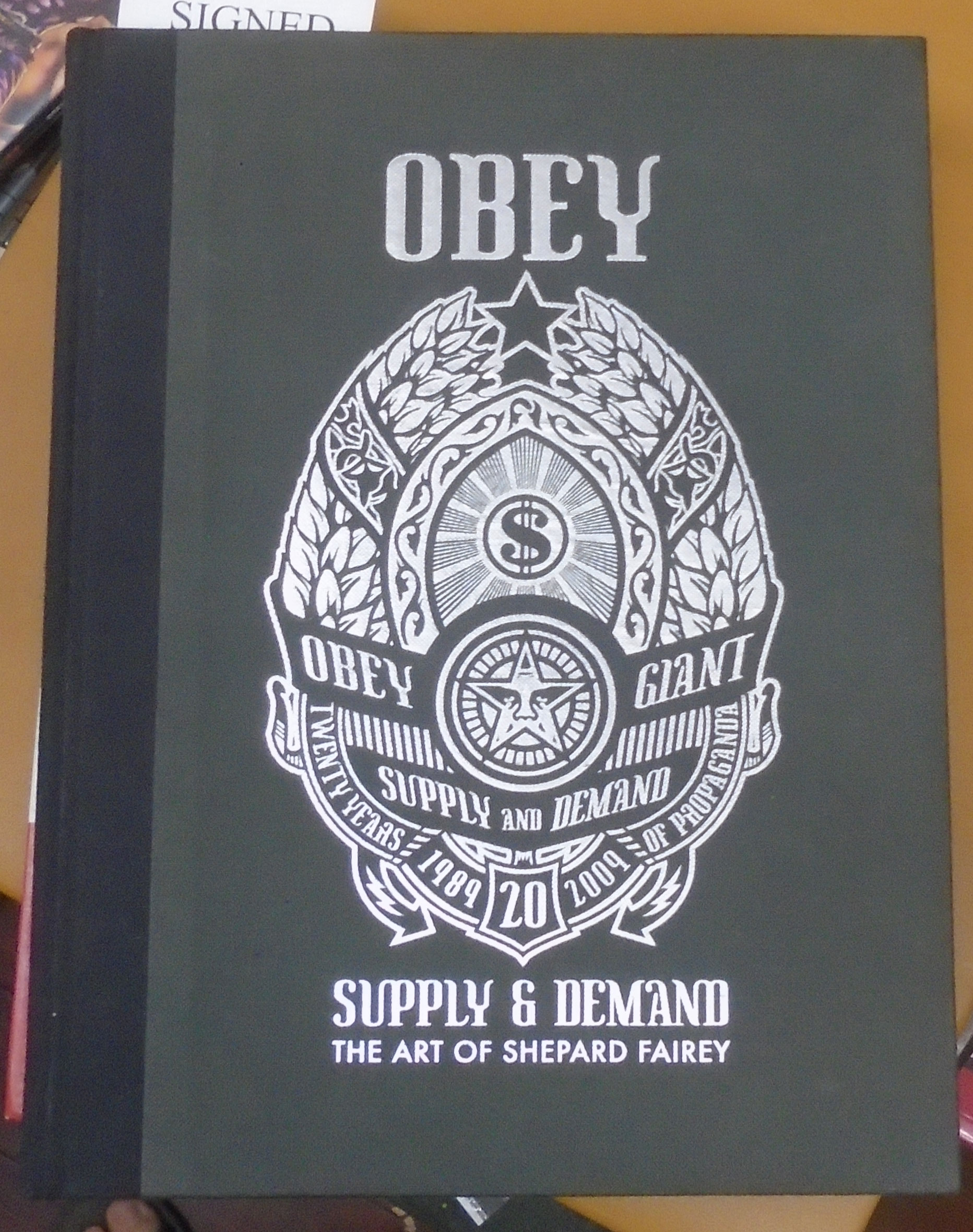 Obey binding front