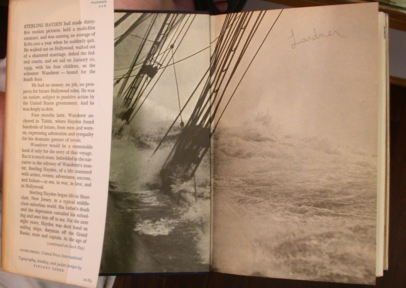 Wanderer signed front endpaper