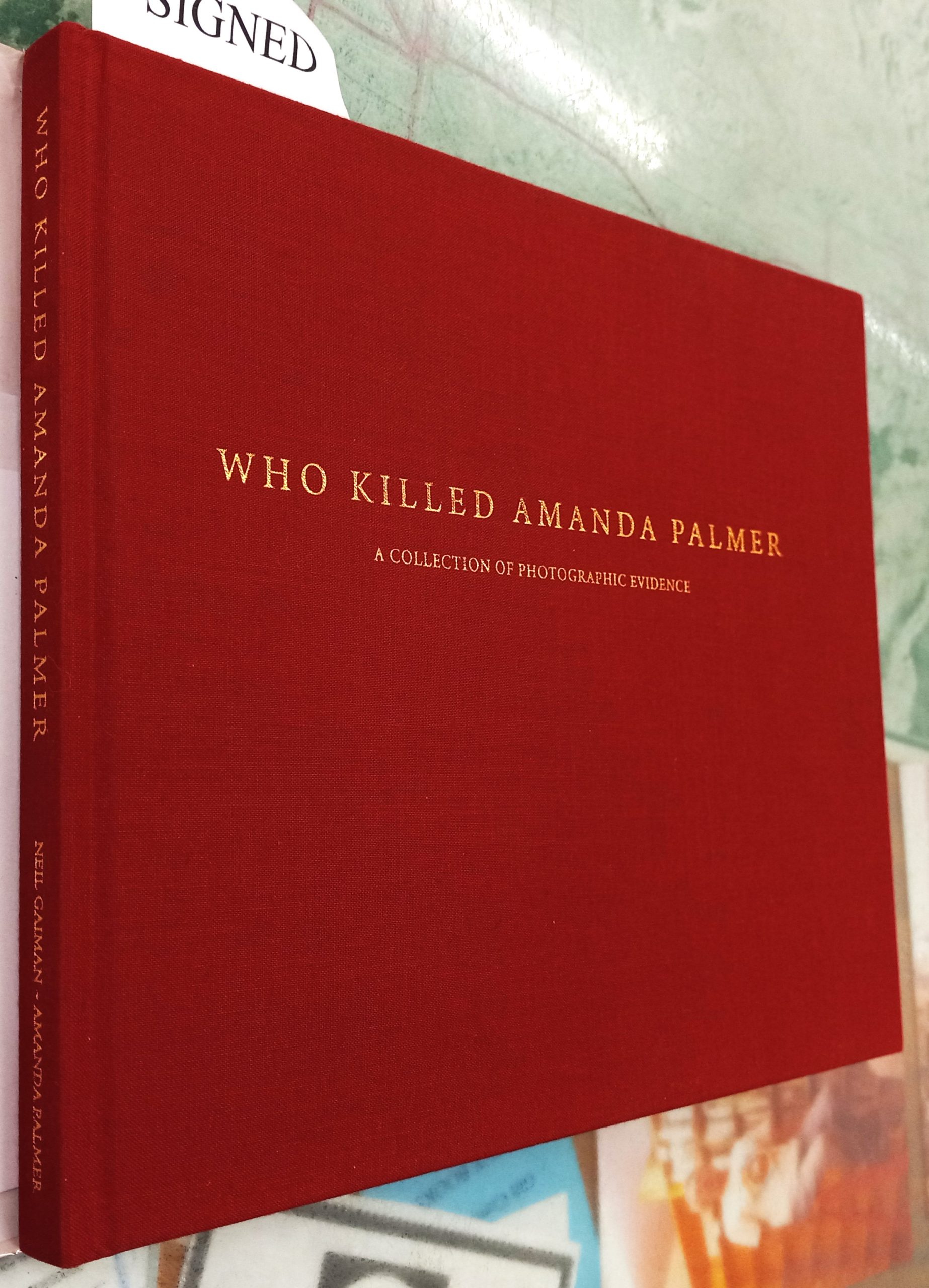 Who Killed Amanda Palmer binding spine and front board