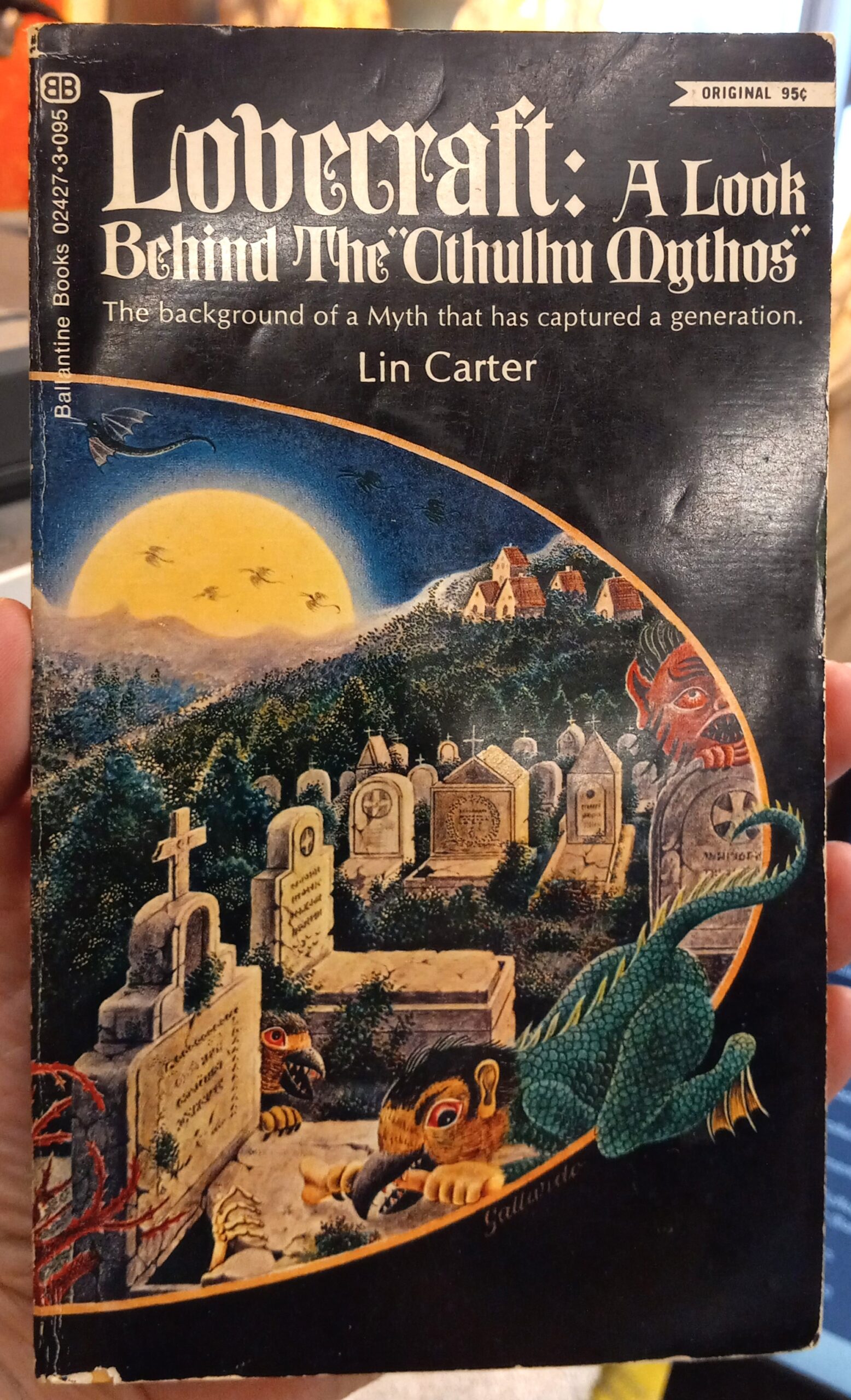 Lovecraft: A Look Behind the Cthulhu Mythos front cover